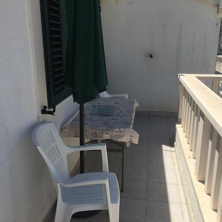 Apartmani Domenika Žuljana Esterno foto