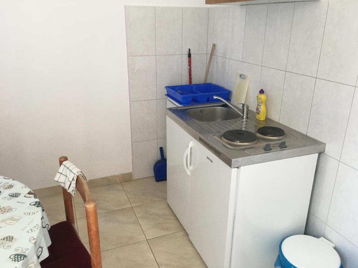 Apartmani Domenika Žuljana Esterno foto