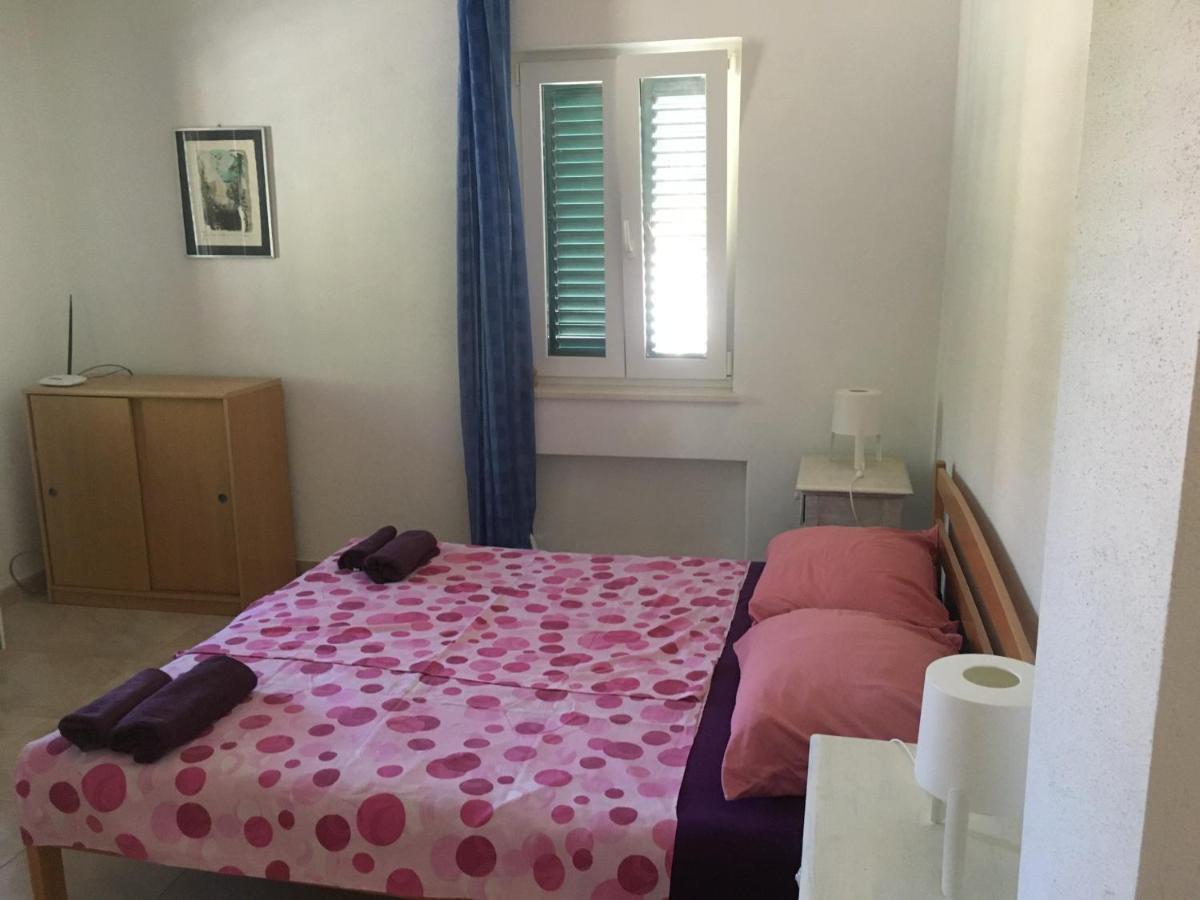 Apartmani Domenika Žuljana Esterno foto